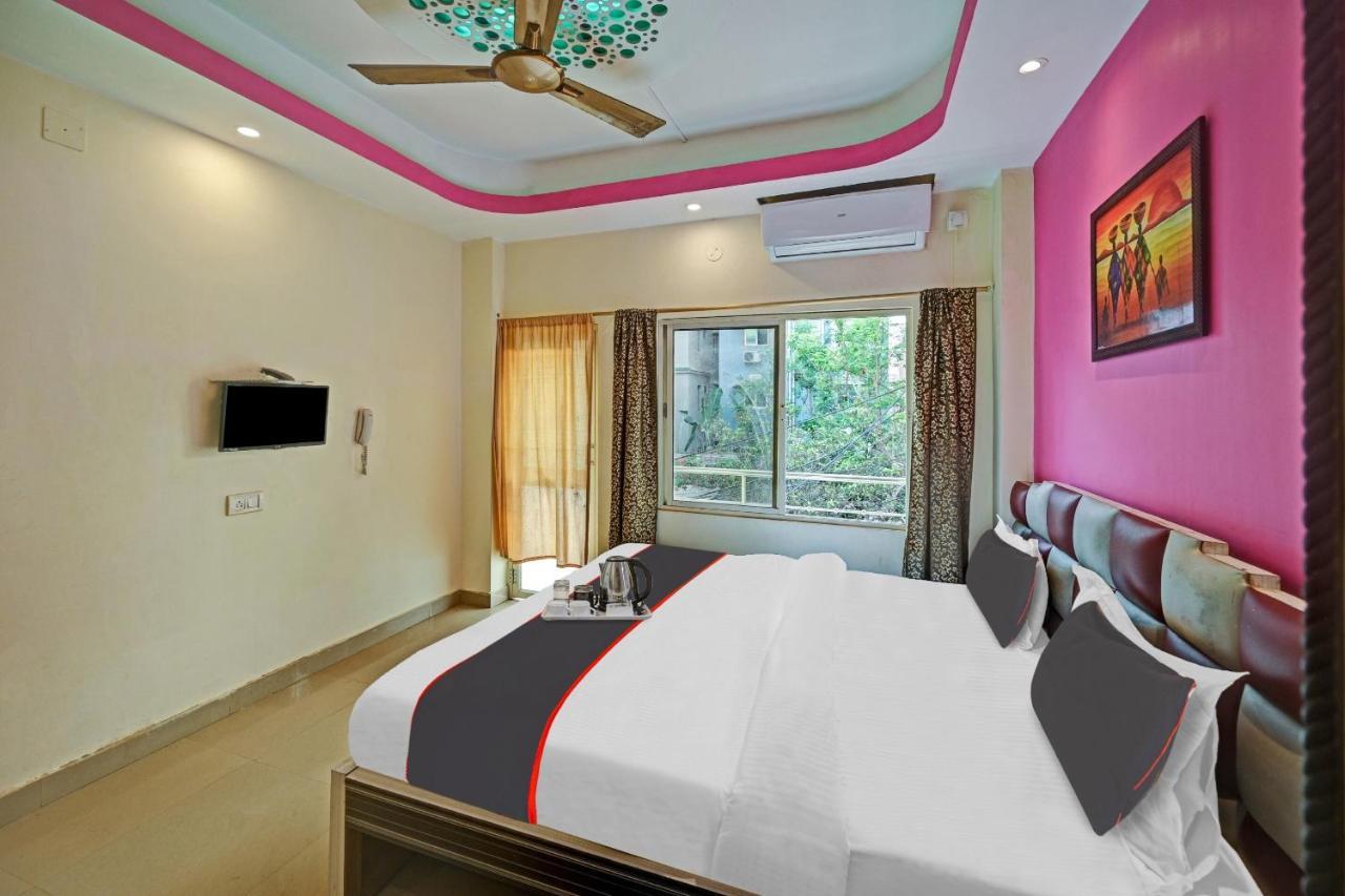 Collection O Shree Bhumi Hotel Puri Buitenkant foto